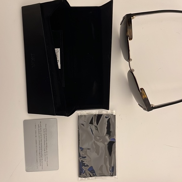 Authentic Dior Cat eye Sunglasses! - Picture 8 of 8